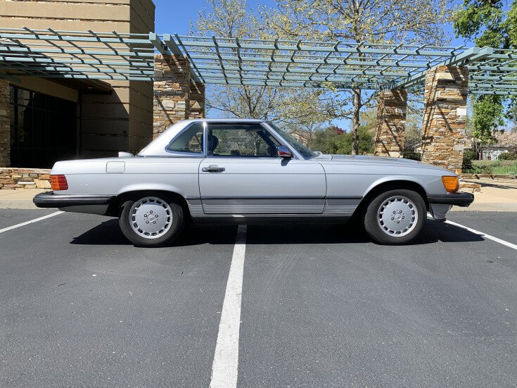 Thumbnail Photo undefined for 1987 Mercedes-Benz 560SL